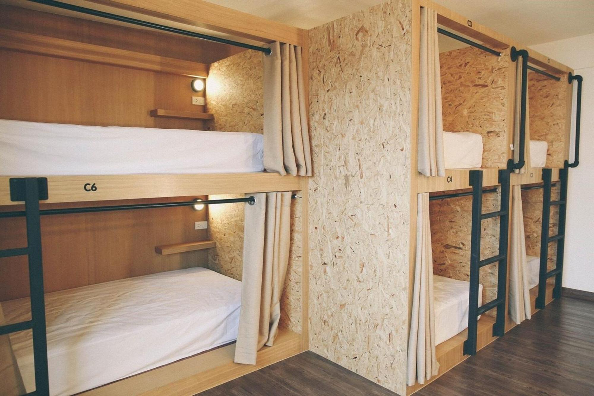 Vestique Hostel Чіангмай Екстер'єр фото